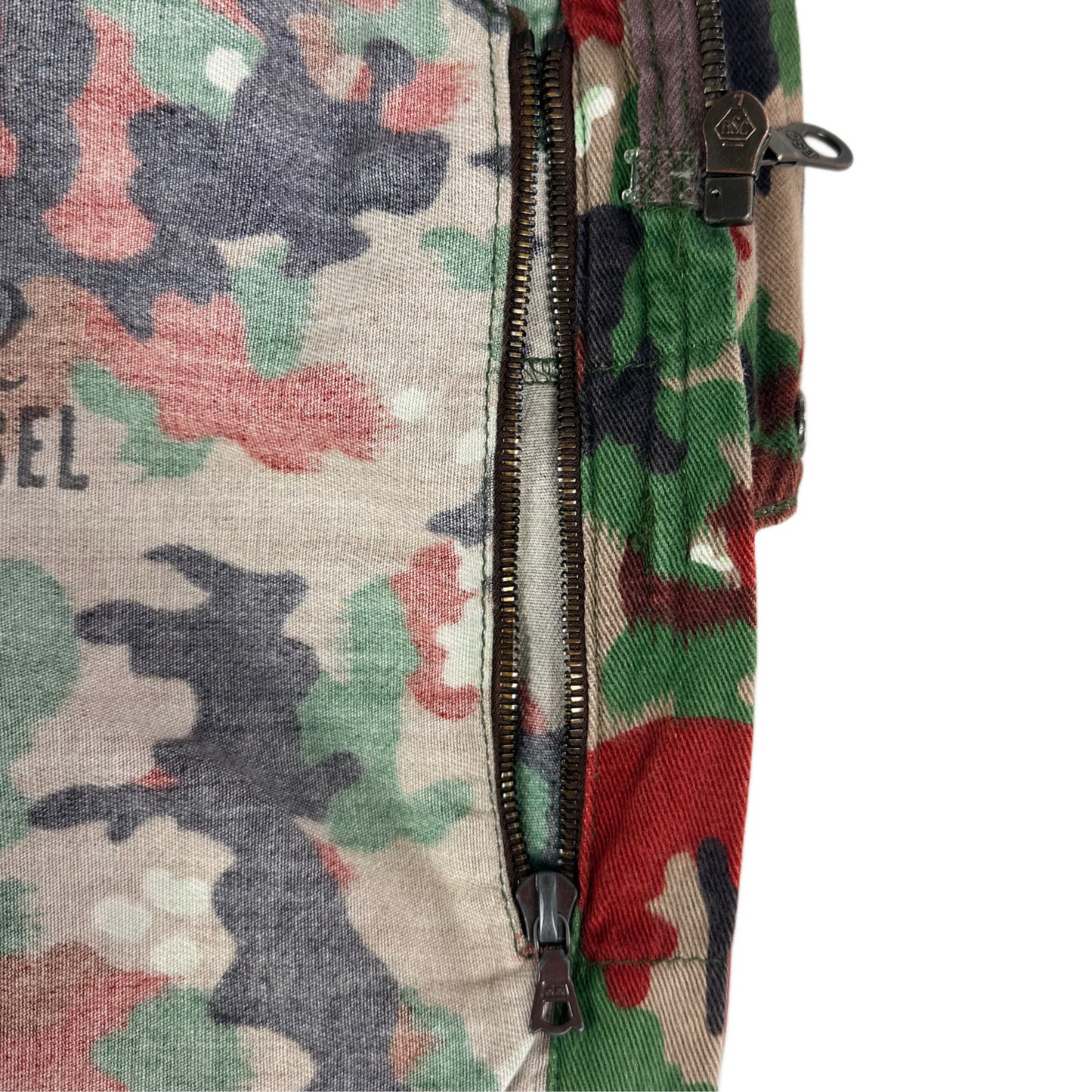 Reshaped Alpentarn Sleeve Vest - Swiss Army 🇨🇭